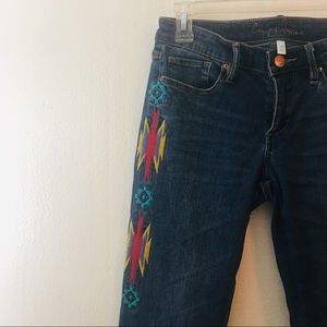 Chip & Pepper Embroidered Syd Skinny Ankle Jeans